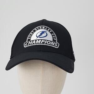 Fanatics‎ Tampa Bay Lightning 2021 Stanley Cup Champions Hat Mens Black Snapback